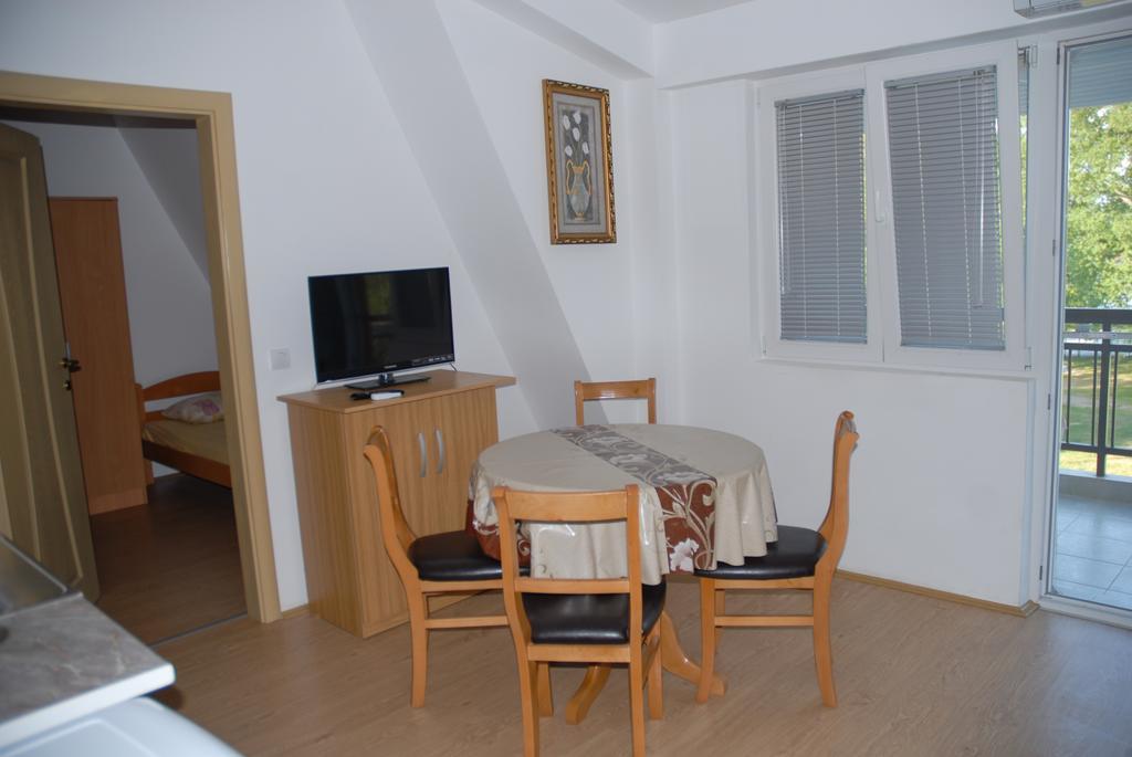 Apartments Villa Zora Dojran Номер фото